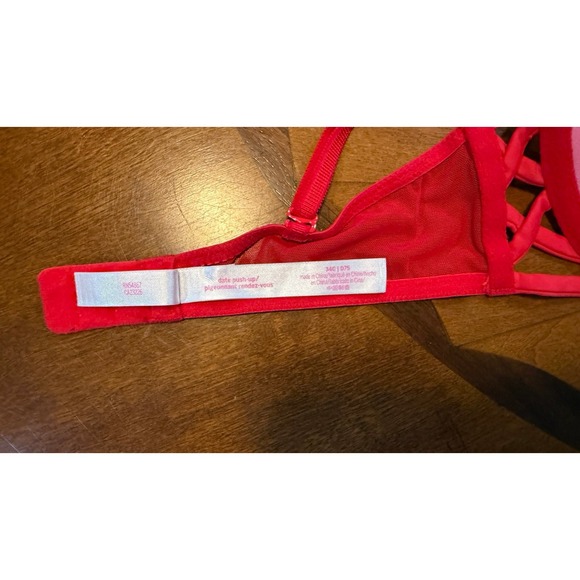 Victoria's Secret PINK red push up lace bra size 34c - Picture 5 of 5